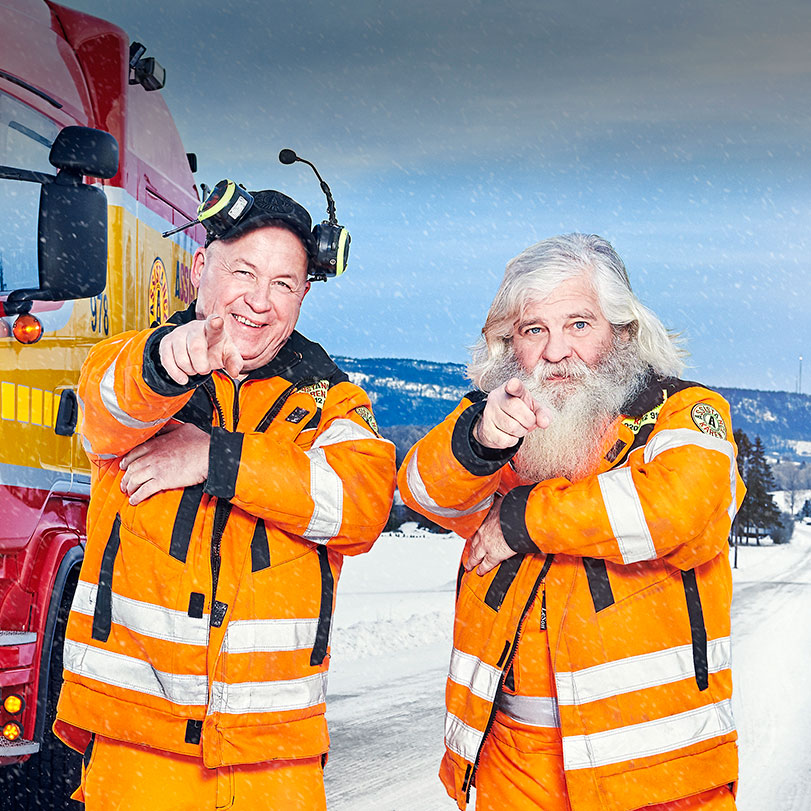 Assistancekåren bärgares Stefan och Kent från Frusna Vägar